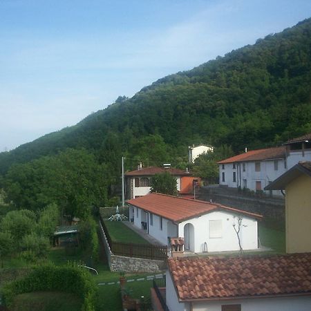 Hermitage Holidays Gallicano الغرفة الصورة